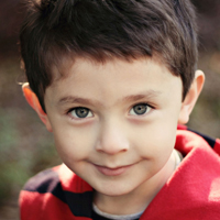 00后小帅哥的天真头像_街角的回忆う_QQ欧美