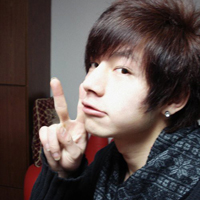 男生唯美阳光qq头像 我要笑的比你灿烂_QQ男