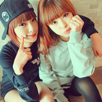 qq两姐妹头像 不会让你孤单的飞_QQ女生头像