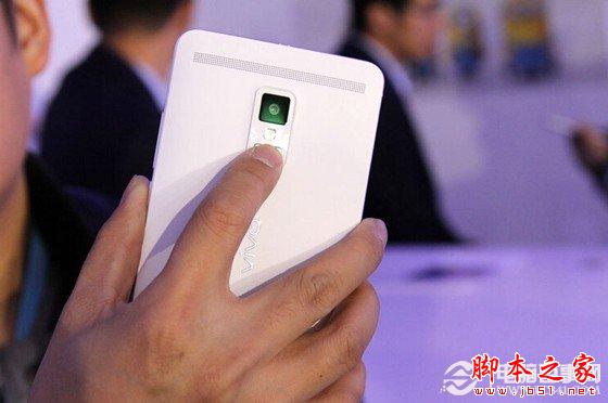 Vivo Xplay3S背部触控区域