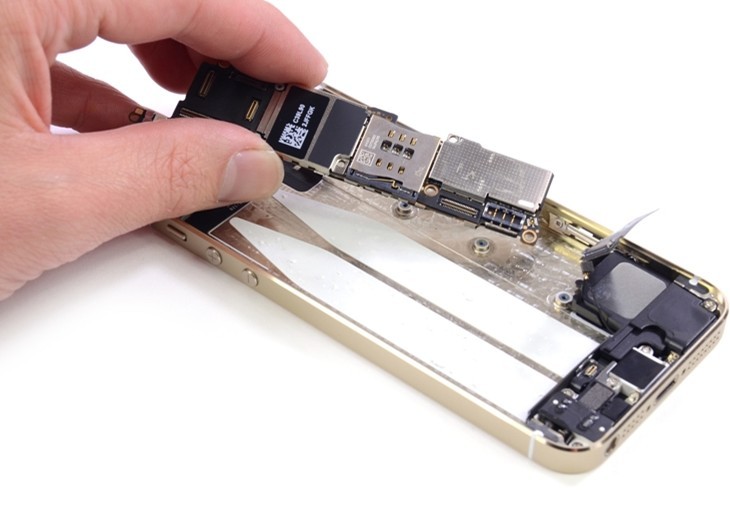iPhone 5S拆机评测:iPhone5S拆机图解教程