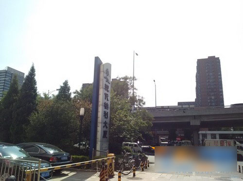 中国移动M811镜头配置怎么样?