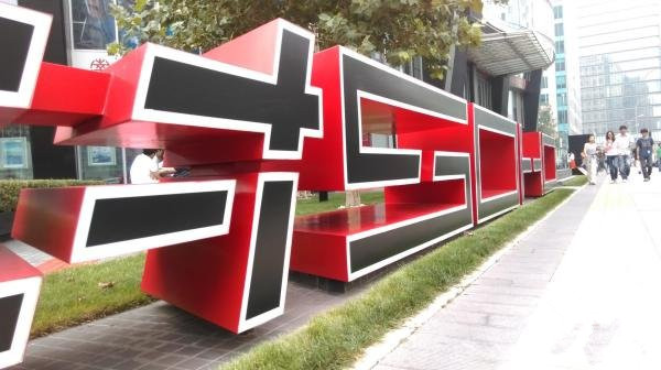 HTC Desire 820 ,5.5Ӣ˺ 