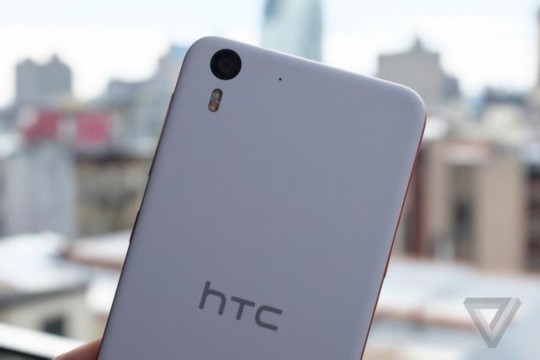 ܷΪһHTC Desire Eye