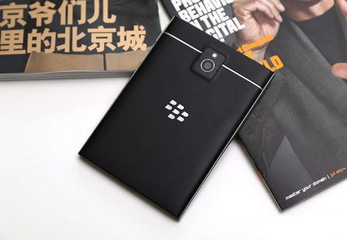 黑莓passport