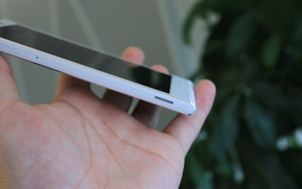 全语音操作/旗舰配置 中兴星星2号评测