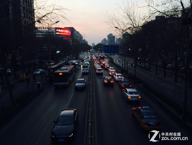 PhoneԾ:ELIFE S5.1ԱiPhone6 