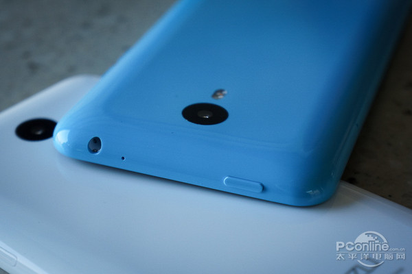 魅蓝Note顶部细节 魅蓝Note顶部细节