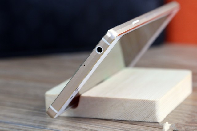 玻璃恋上金属 年度旗舰大神X7评测首发