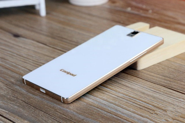 玻璃恋上金属 年度旗舰大神X7评测首发