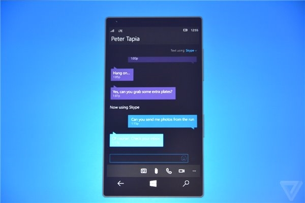 Windows 10手机全方位展示：触摸Office、通用应用