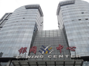 尖Phone:联想黄金斗士Note8对比红米Note