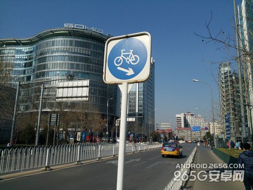 5.9英寸1080p屏4G双卡八核 OPPO U3评测