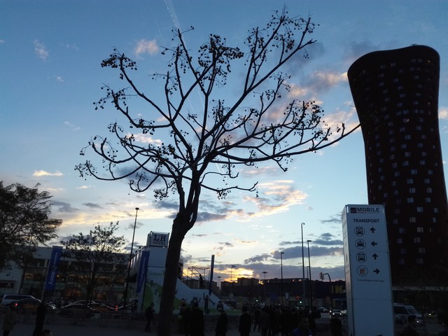 7英寸屏/麒麟930 华为MediaPad X2体验