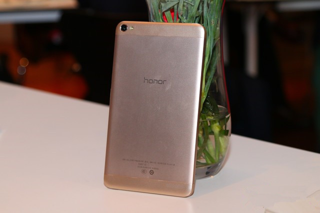 7英寸屏/麒麟930 华为MediaPad X2体验