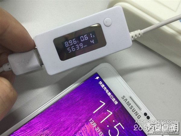 Galaxy S6国行充电器拆解:充电很快哟