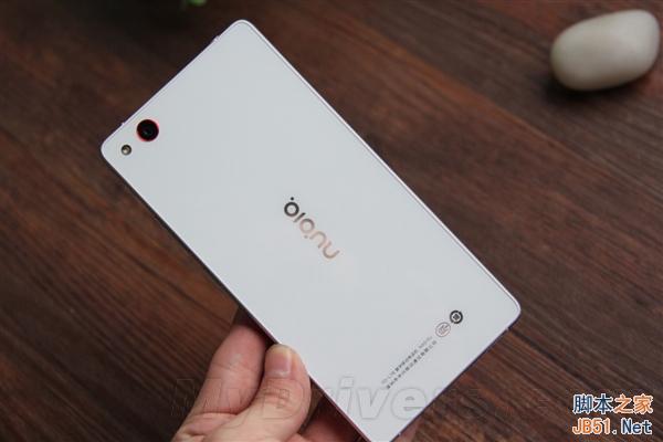 相差1000块 努比亚nubia Z9 Max\/Mini对比图赏
