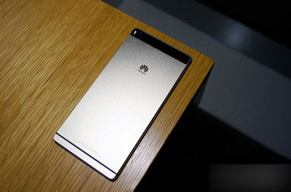 华为P8和小米Note顶配版对比哪个好?