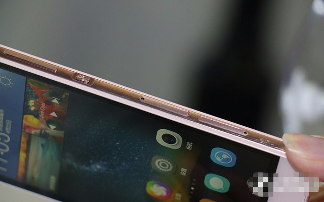 һǶΪP8ഺ棬˫۵ƣôɰװͬSIM