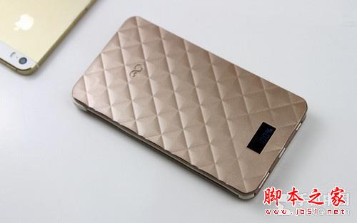 给行李减负 iWALK终结者充电宝评测