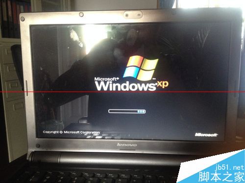 逸f30用ghost安装XP停在Windows开机画面怎