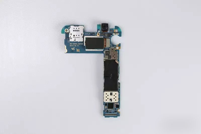 王自如拆解Galaxy S6 Edge:曲面屏秘密揭晓