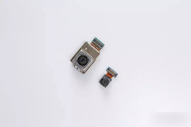 王自如拆解Galaxy S6 Edge:曲面屏秘密揭晓