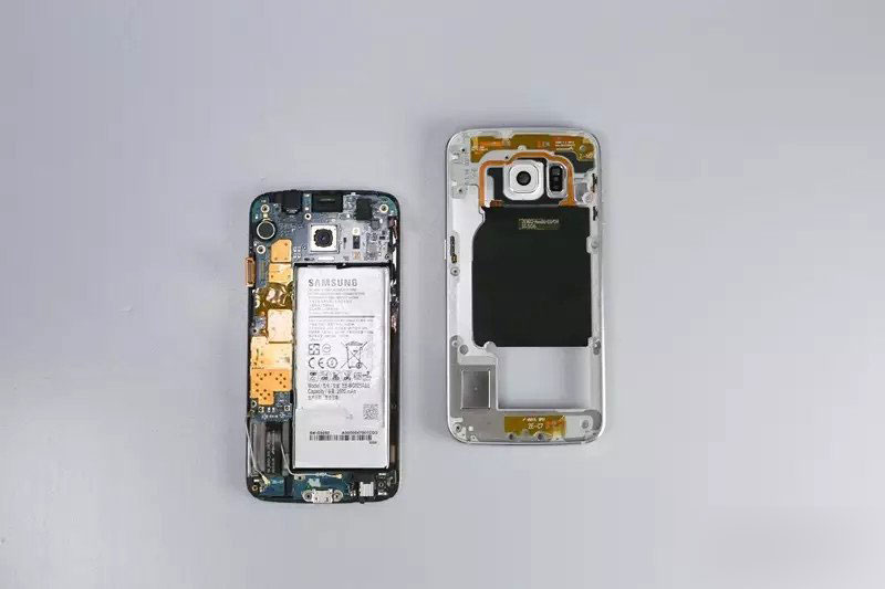王自如拆解Galaxy S6 Edge:曲面屏秘密揭晓