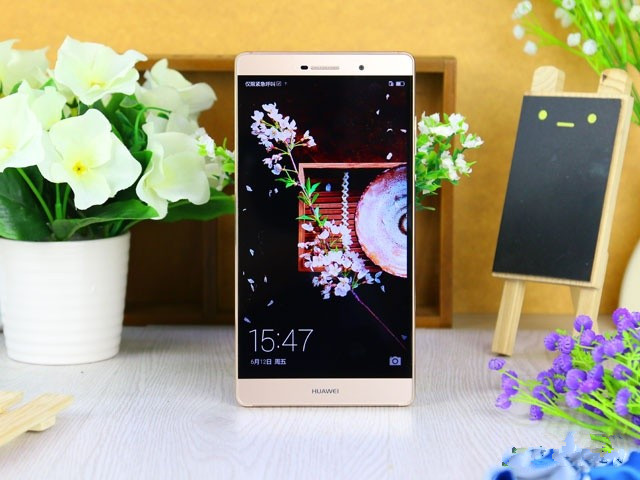 Pϵ׿6.8Ӣ ΪP8maxײ 