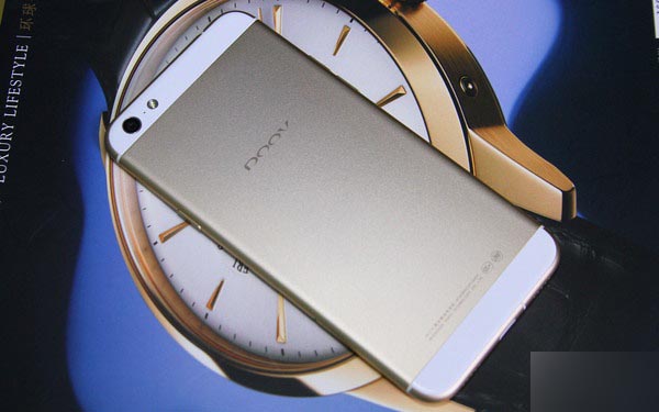 双4G弧面屏魔镜cam3.0 朵唯倾城L3评测