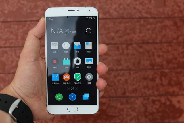 相差300元:买乐视手机1还是魅族MX5更好?