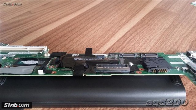 thinkpad x250拆机教程和解析(图文详解)