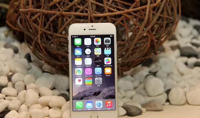 金属材质手机大盘点 总有一款是你所爱