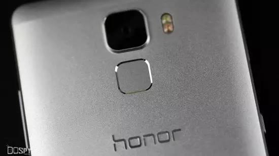 全面进化的新旗舰:华为旗舰7终极详评