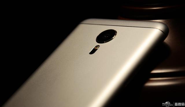 梦想回归现实,魅族的成人礼 —MX5测评