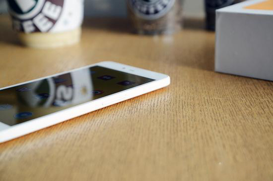 如何在千元机中找情怀 坚果手机上手评测