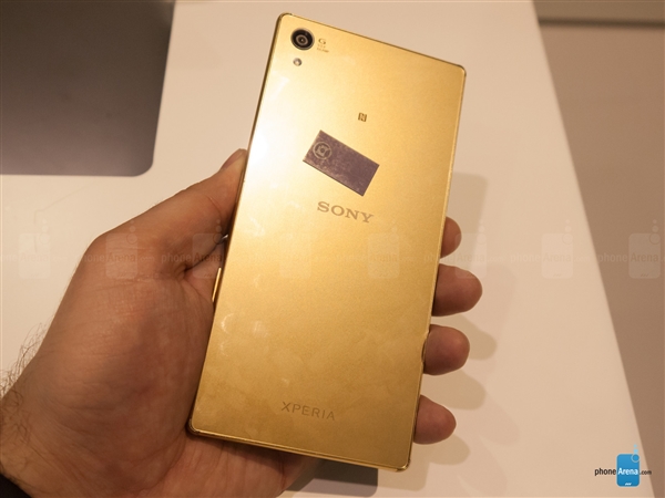 全球首款4k屏!索尼xperia z5 premium真机图赏