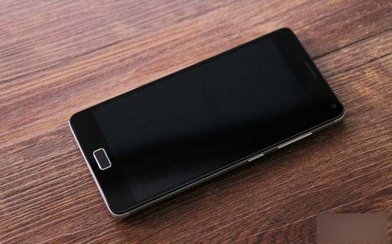 联想P1评测:长续航64位八核智能强机