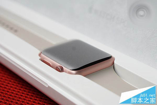 Apple Watch玫瑰金运动版38mm与42mm有区