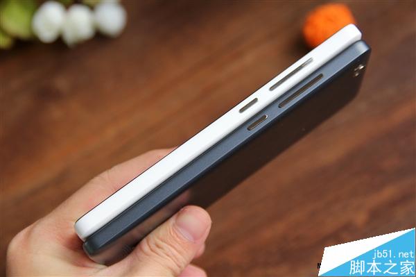 小米4c开箱图赏:最小巧的5寸小米手机500元买iPhone5图片