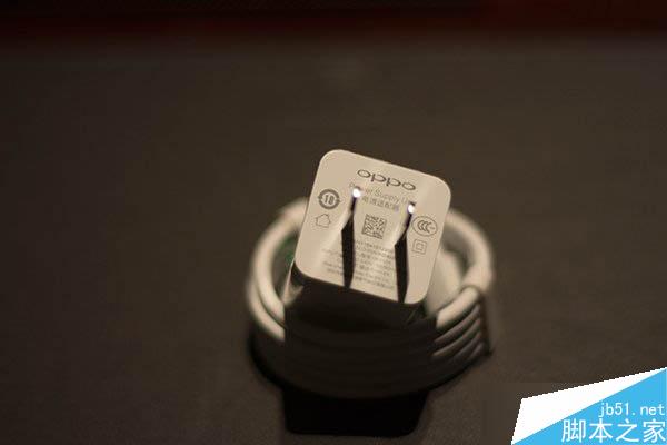 OPPO R7s真机开箱图赏 超长续航颜 外观颜值