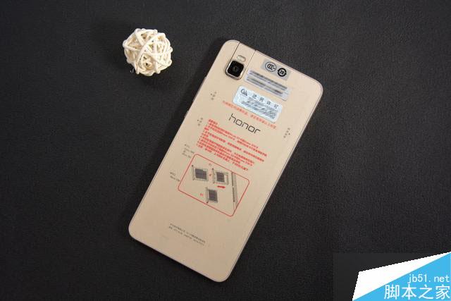 华为荣耀7i手机开箱美图赏:翻转式摄像头自拍