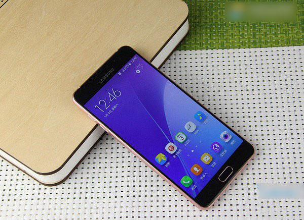 三星A5和三星A7哪个好?2016版三星A5与A7区