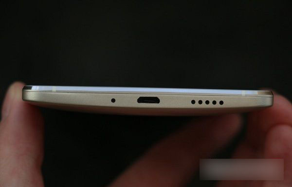 全金属机身 360奇酷手机极客版外观评测