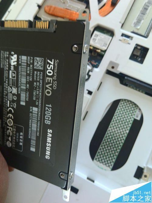 联想g50怎么拆机安装固态硬盘?_笔记本