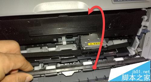 爱普生针式打印机610k怎么安装色带? 打印机色带的安装教程_打印机及其它外设_硬件教程_脚本之家