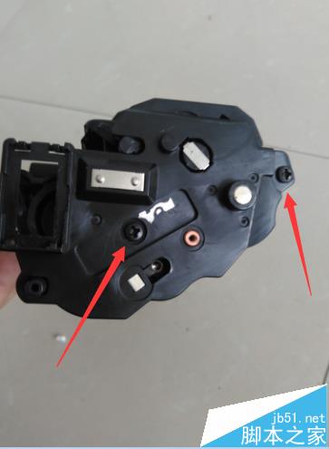 三星4521打印机墨粉用尽怎么硒鼓加墨粉?_打印机及其它外设_硬件教程_脚本之家