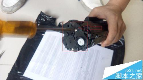 惠普打印机88A硒鼓类型的怎么加粉?_打印机及