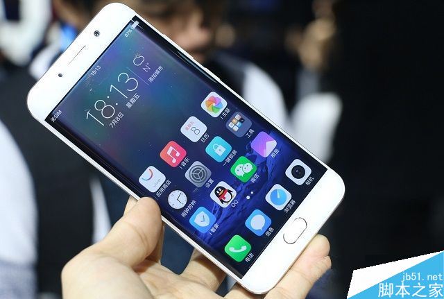 vivoXplay6和荣耀V8哪个好?vivoXplay6和荣耀