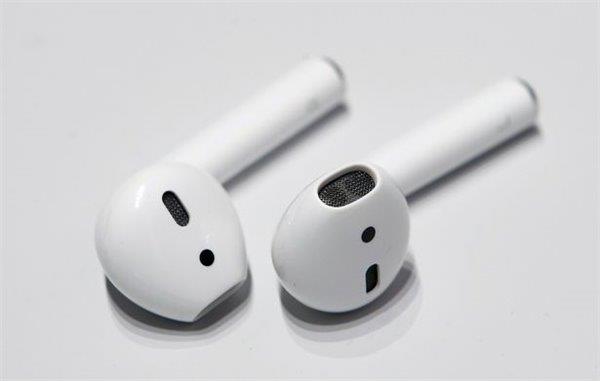 苹果无线蓝牙耳机AirPods评测视频:细节设计出